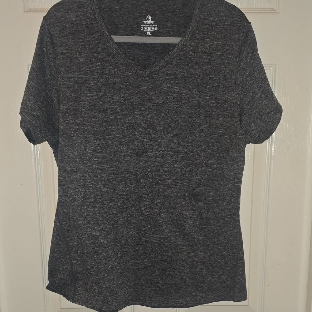 NWOT ICY‎ ZONE Women's Black V-Neck Top